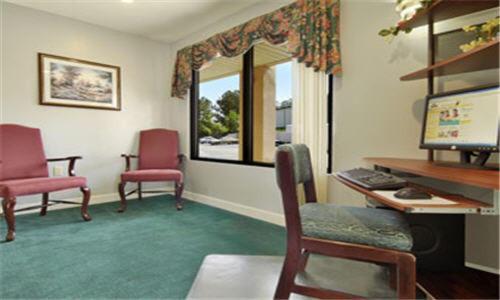 Days Inn By Wyndham Enterprise Facilidades foto